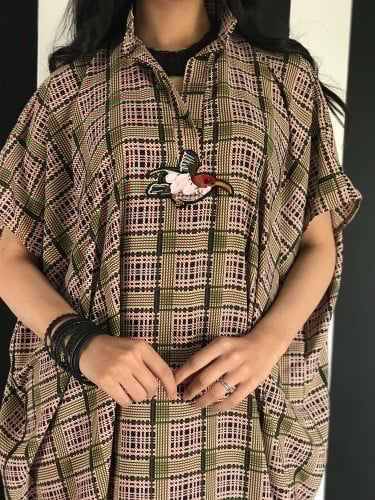 ثويب العصيفير الأحمر بخامتنا الباردة الخفيفة اللطيفة