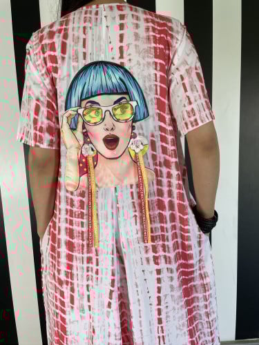 ثويب جمبسوت بجيوب مخفية ومزيج لوني جميل و الأهم  الخامة مثل النسمة