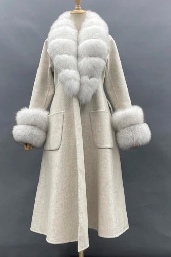 Wool coat with fox fur