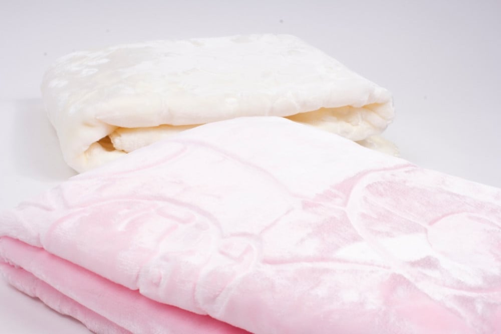 بطانية ناعمة للرضع بارزة الملمس