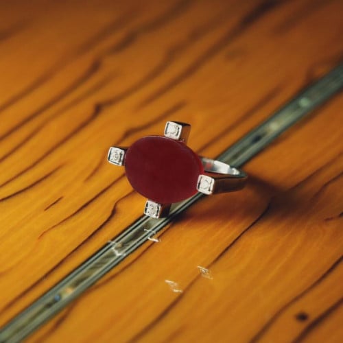 خاتم فضة عيار 925 وحجر عقيق يماني مرصع بالزركون