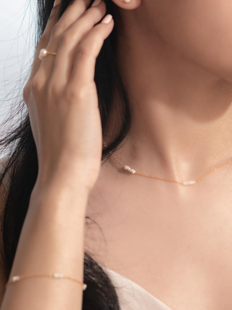 Anna Necklace