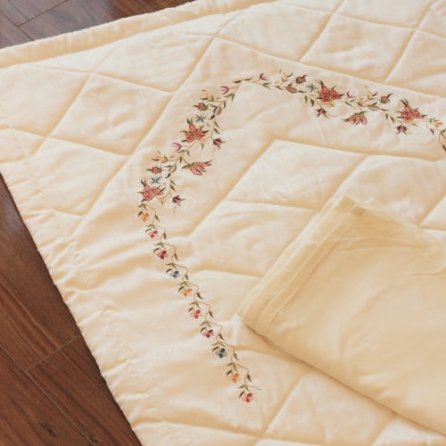 PRAYER MATS WITH EMBROIDERY