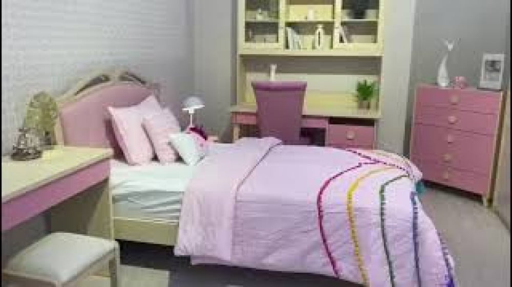 غرفة نوم بينك من ليلي - غرف شبابية