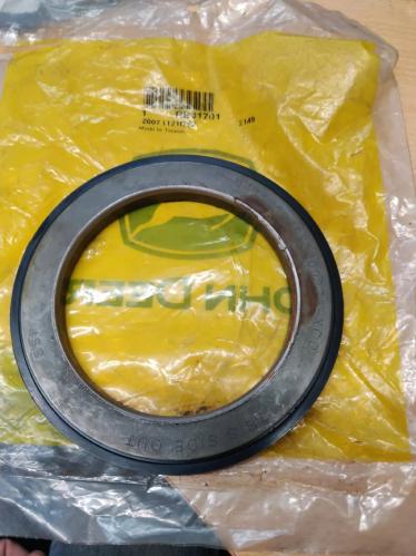 REAR AXLE SEAL AR27446 SUB RE31701