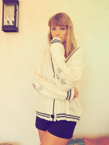 ‏Taylor Swift Folklore Cardigan