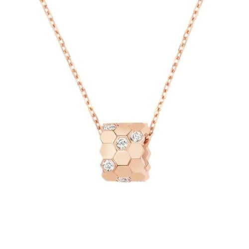 عقد Bee de Chaumet بي دو شوميه