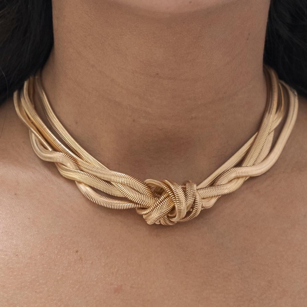 WOMEN NECKLACE