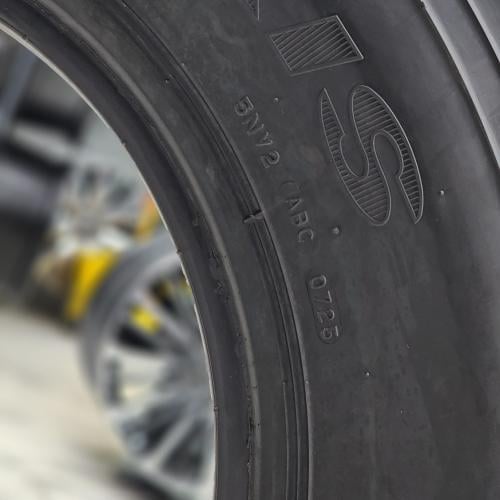 اطارات بالون ماكسس ابو جمل 825/17