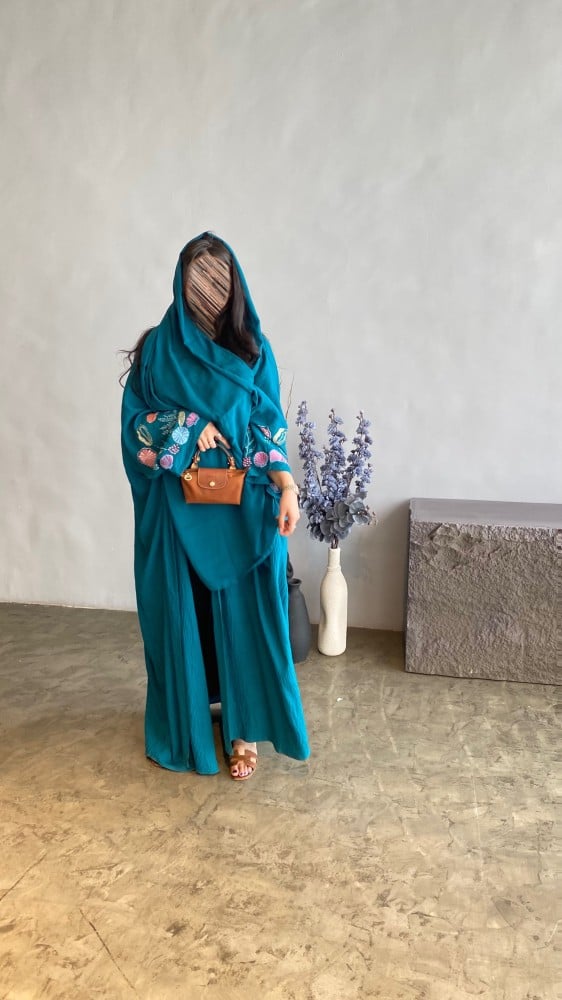بشرى ALBATOOL ABAYA