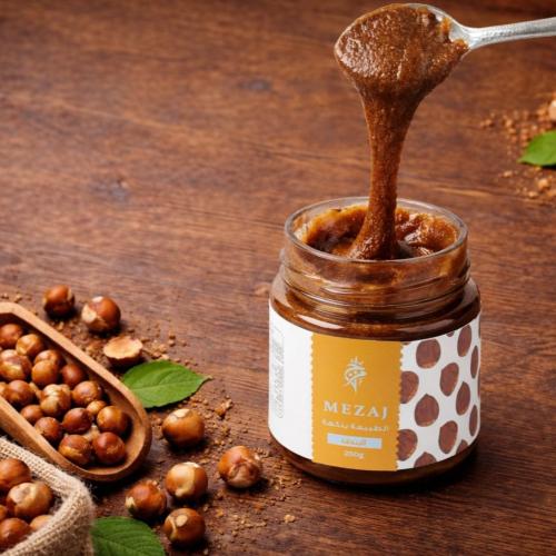 زبدة البندق الطبيعية