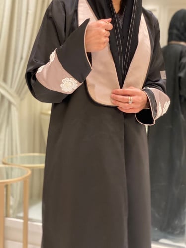 عبايه تفتة