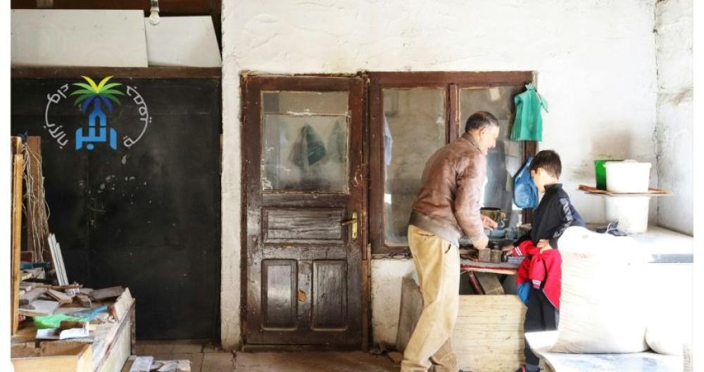 كيف يسهم ترميم وتأثيث منازل المحتاجين في تحسين بيئة العيش؟