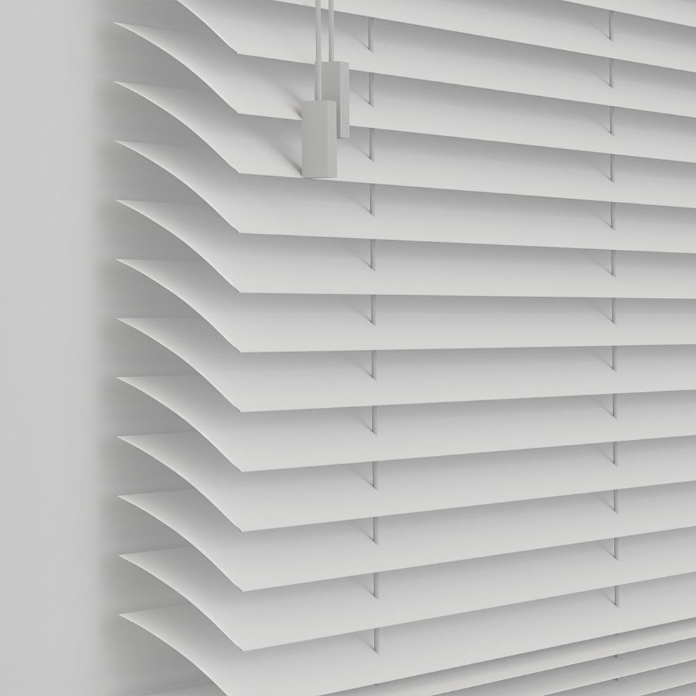 كل ما يجب أن تعرفه عن ستائر الشرائح للمطبخ