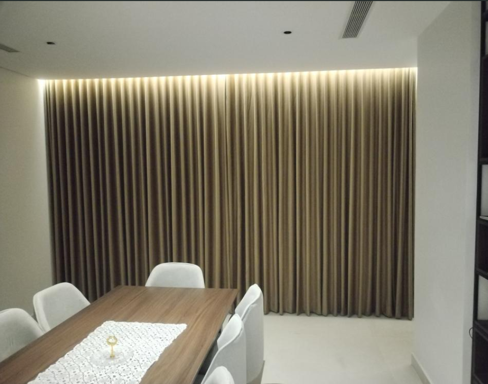 كيفية قياس وتركيب الستائر رول بنفسك خطوة بخطوة: من الاختيار للتركيب