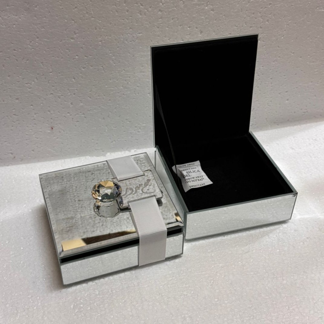 علب مجوهرات مرايه