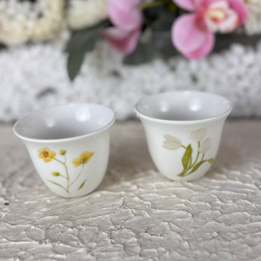 فنجان قهوه مع طباعه