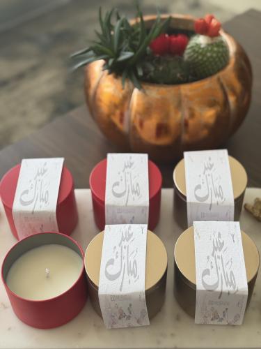 شموع قوالب بثيم العيد
