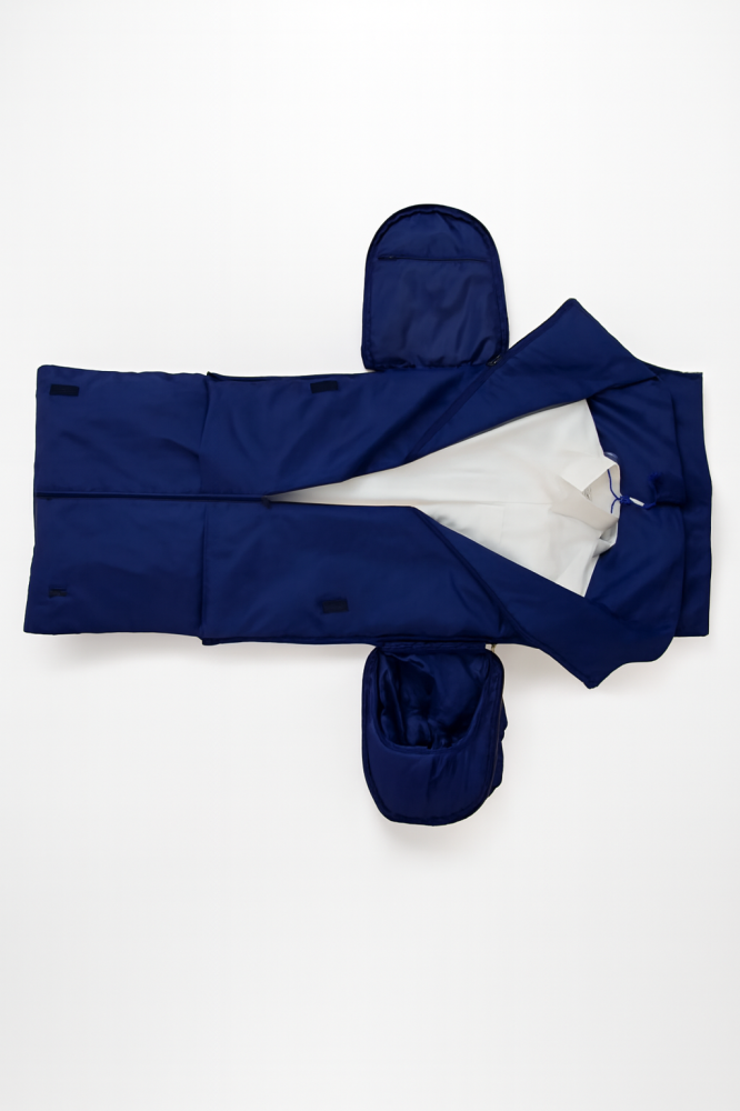 حقيبة سفر  لون أبيض