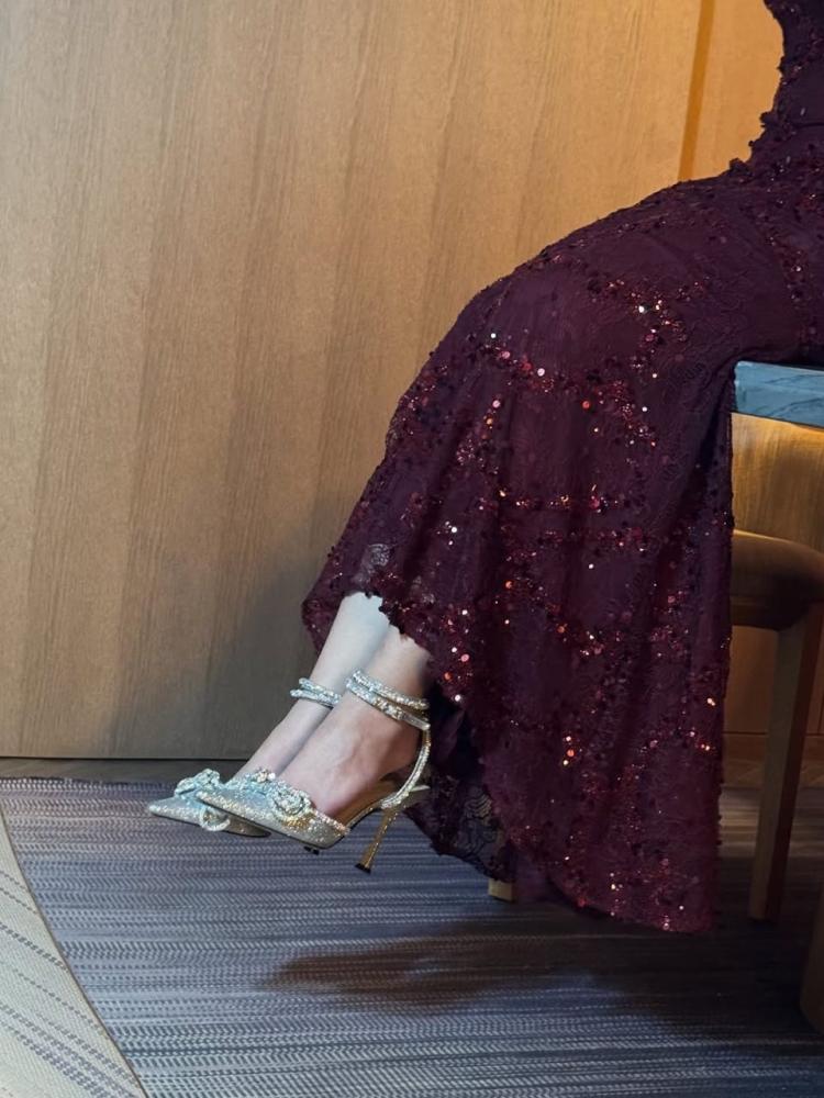 فستان خامه كلفه خرز فخم  انييق