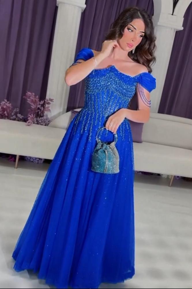 فستان فخم خامة تل دبل تفته سترتش +خط كرستال +هدب