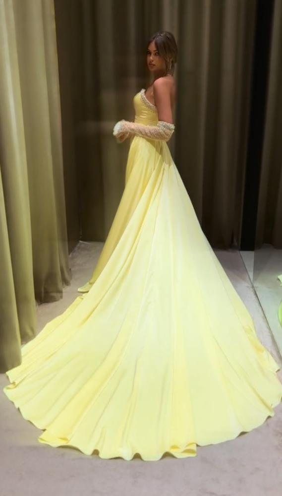 فستان جميل تفتة  تطريز يدوي انيق