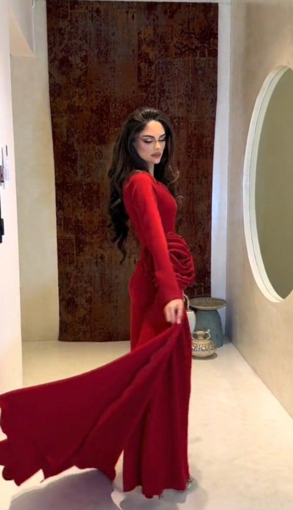 فستان خامه باربي كوري