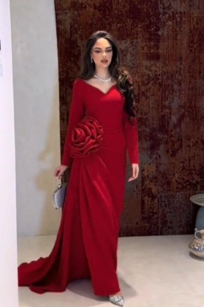 فستان خامه باربي كوري