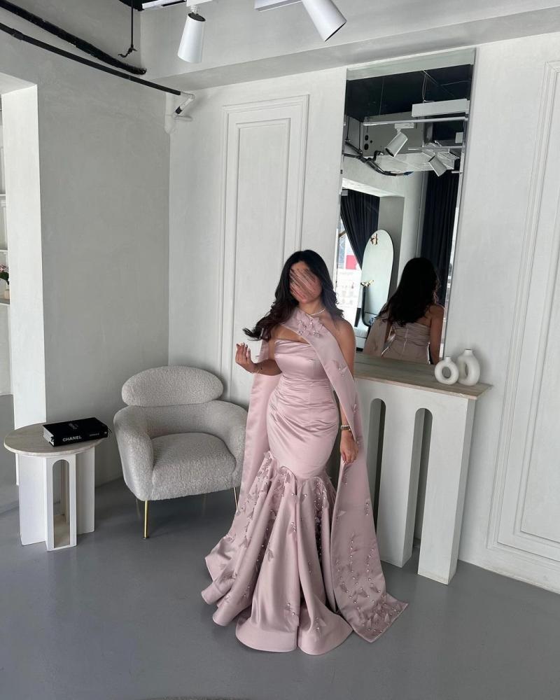 فستان انيق وفخم خامة ميكادو تطريز جميل