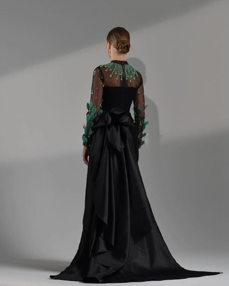 فستان سهرة خامة تفته سترتش اكمام تل +ريش تطريز فاخر