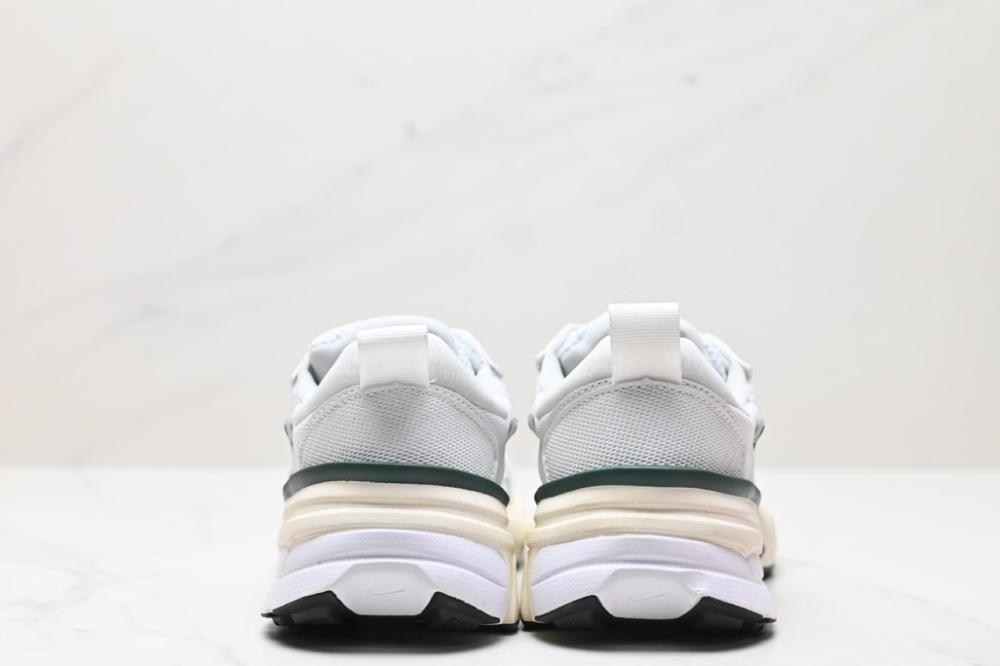 Nike V2K Run 