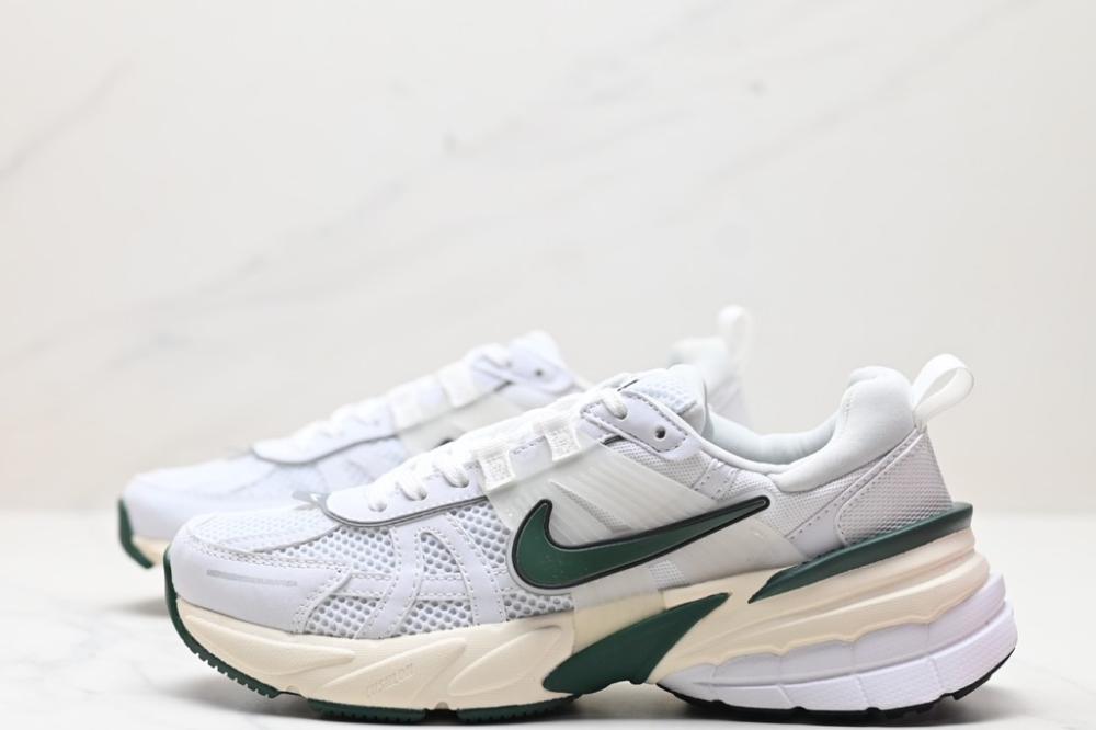 【全品送料無料】 Nike V2K  Run ロング