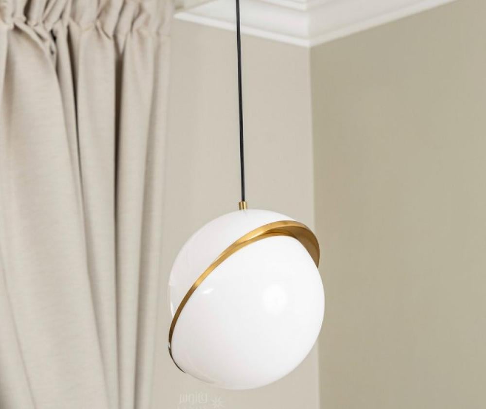 علاقى كورة نصفين لون ابيض