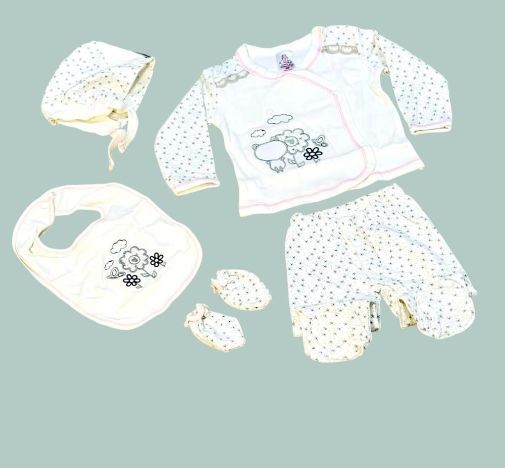 طقم هدايا مواليد