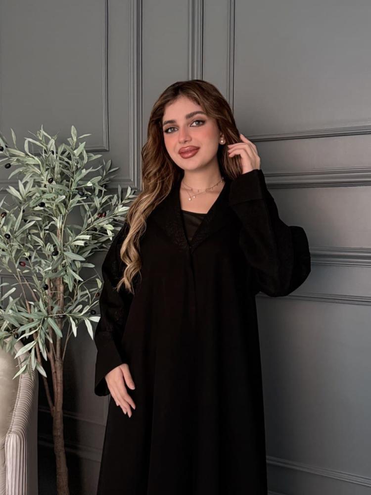 عباية فاخرة كريب بتدخيلة مشجر