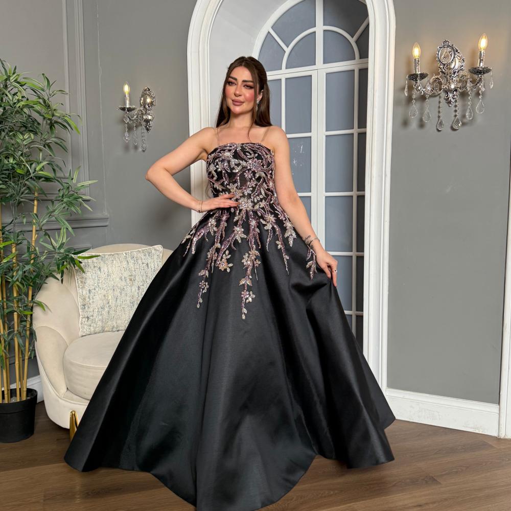 فستان سهرة أسود منفوش
