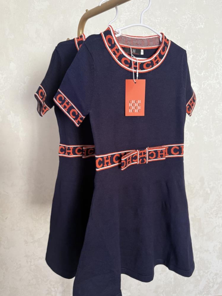 فستان ch صوف محبوك ناعم باللون الكحلي والاحمر