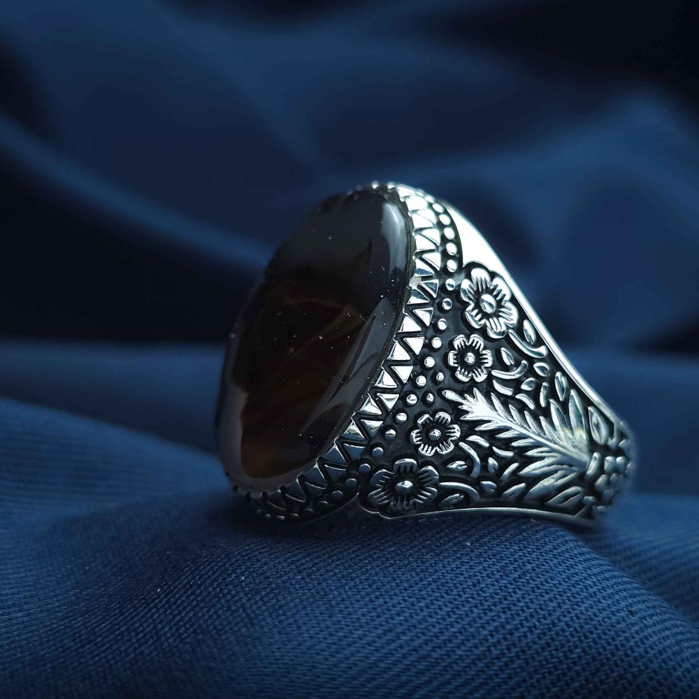 خاتم فضة عقيق يماني مزهر مصور