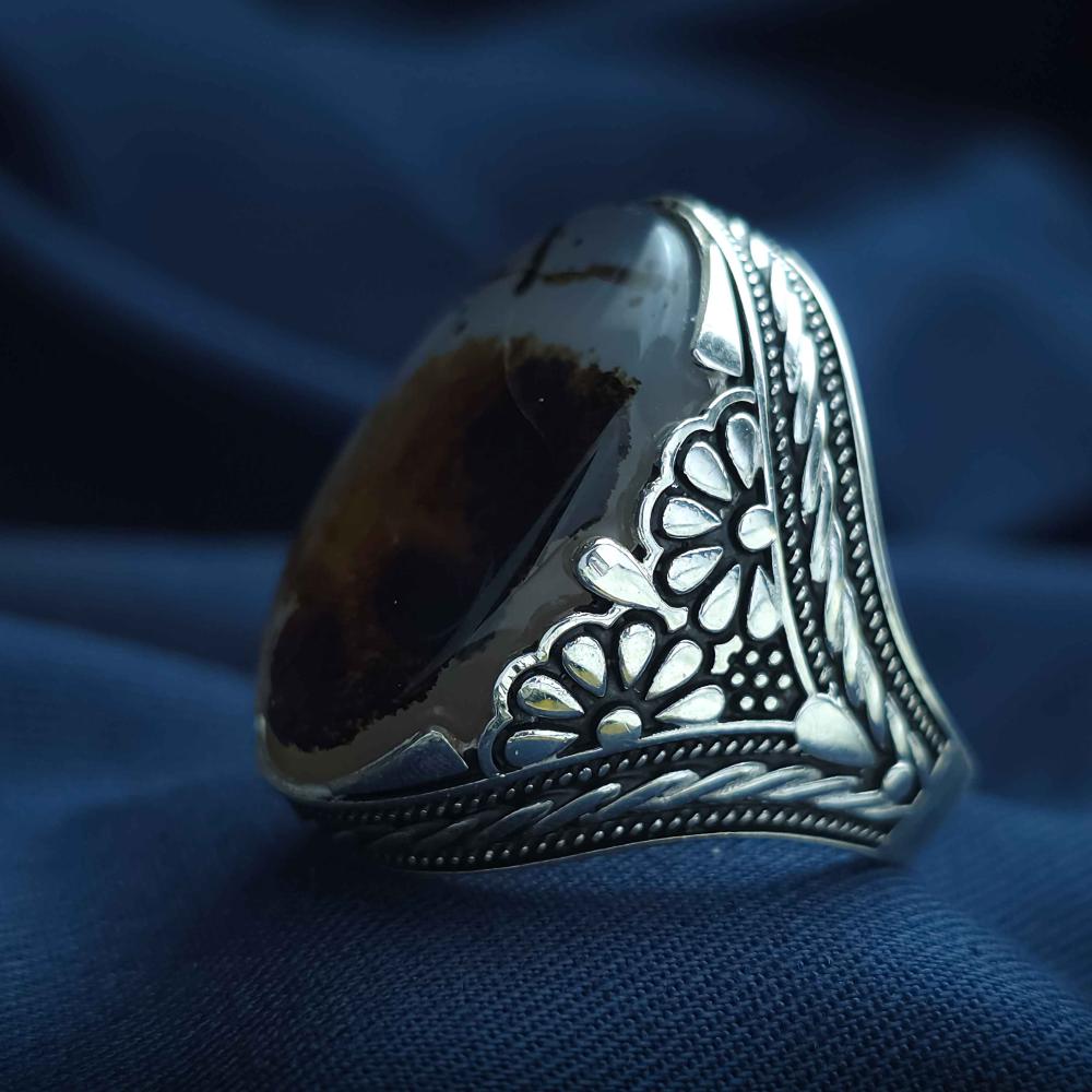 خاتم فضة عقيق يماني مزهر نادر