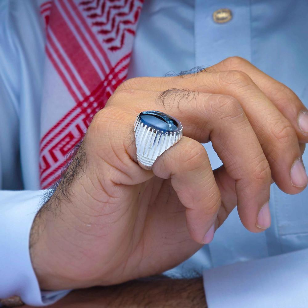 خاتم فضة عقيق يماني نادر