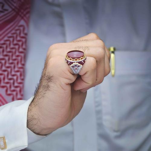 خاتم ملكي مرصع عقيق يماني رماني