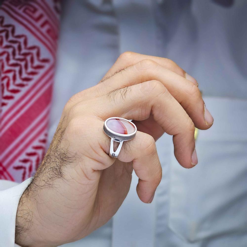 خاتم ملكي عقيق يماني مزهر