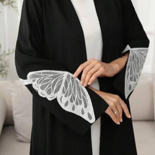 Al Najma عباءة نسائية أنيقة ومتواضعة للربيع/الصيف...