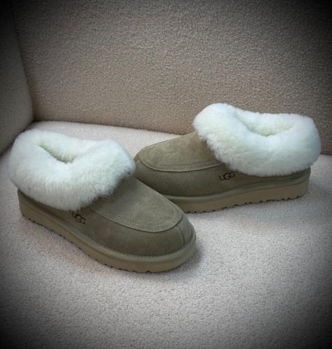 حذاء شتويUGG