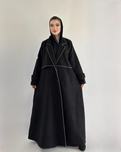 عباية ترنش كوت من الجوخ الأسود