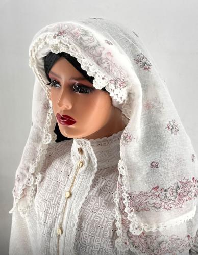 محرمة ومدورة باطراف كروشيه