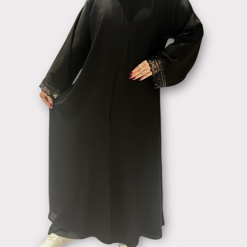 عباية نسائية