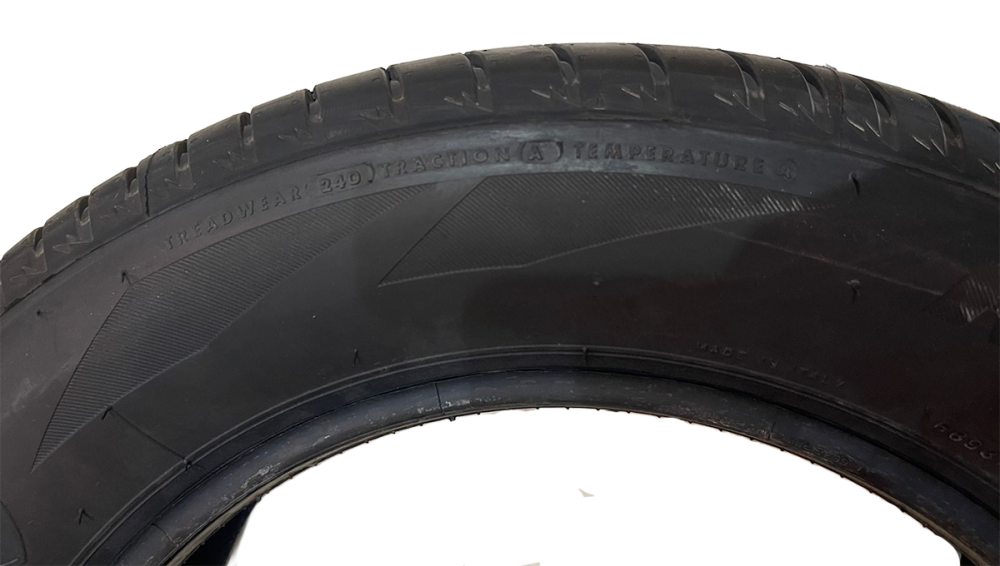 215/60R16  كفر فيرستون