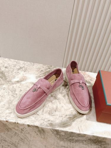 Loro piana summer walk