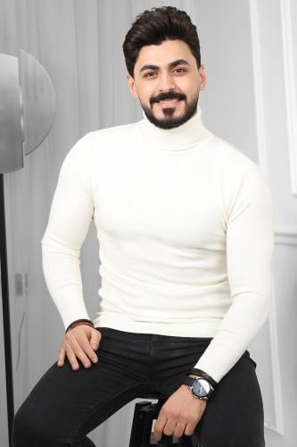 بلوفر هاينك منقوش برقبة